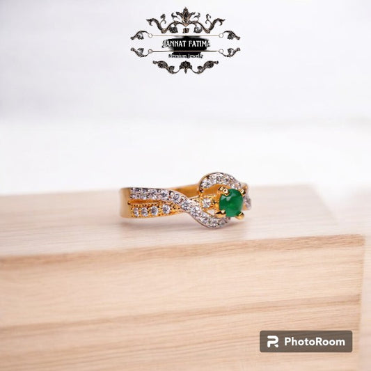 Diamond Style Silver Ring With Emerald Design