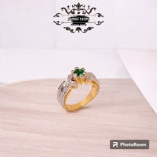 Diamond Style Silver Ring With Emerald Design